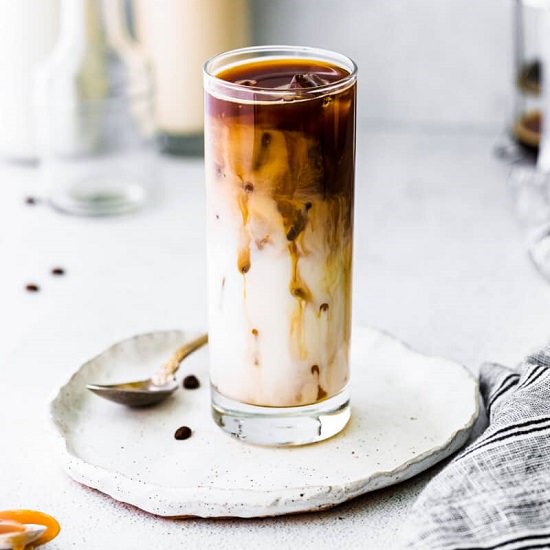 ماكياتو كراميل مثلج Iced Caramel Macchiato