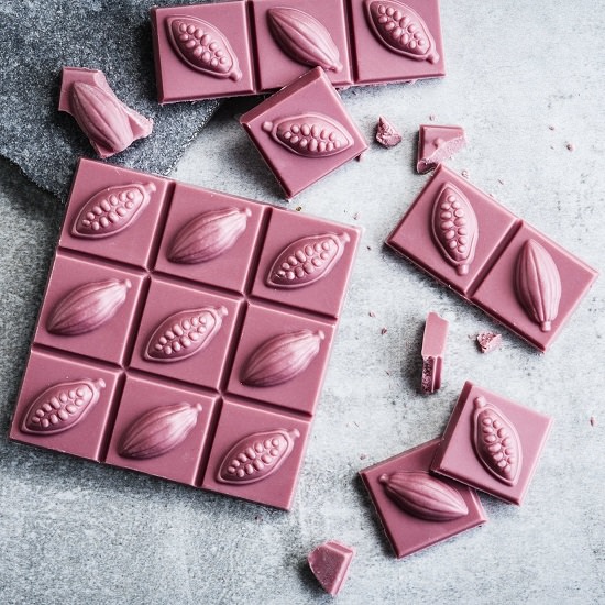 شوكولاتة الياقوت Ruby Chocolate